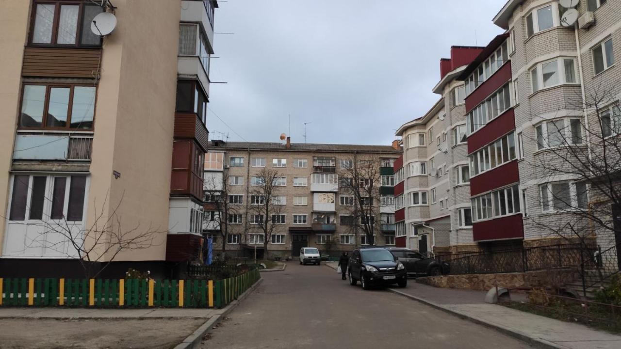 2-х комнатная квартира Коростень Экстерьер фото